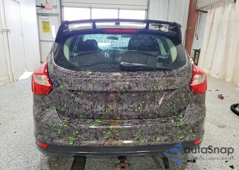 2013 Ford Focus Se z USA, uszkodzony, nr VIN 1FADP3K22DL150151